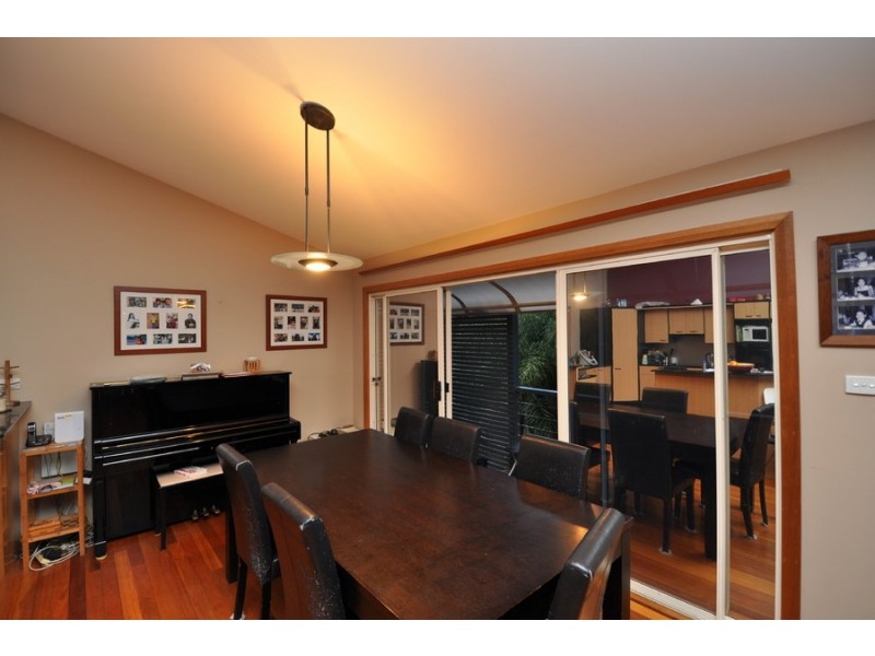 92 Bay View Avenue, East Gosford NSW 2250