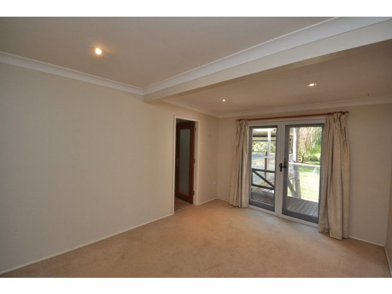 77 Showground Road, Narara NSW 2250