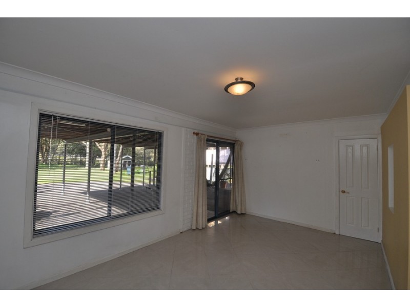 77 Showground Road, Narara NSW 2250