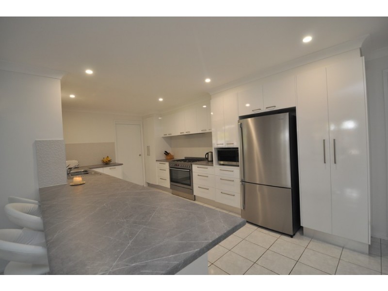 32 Oakes Street, Kariong NSW 2250