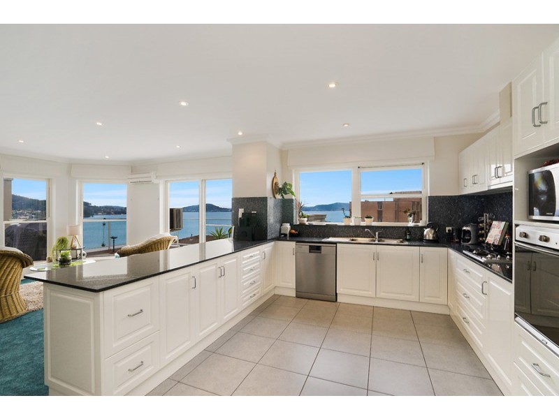 14/3-7 Wharf Street, East Gosford NSW 2250