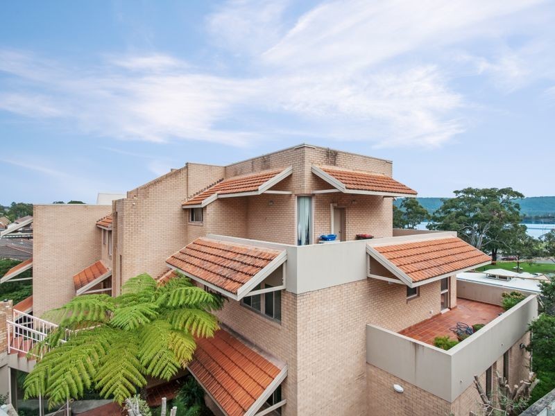 4/60 Henry Parry Drive, Gosford NSW 2250