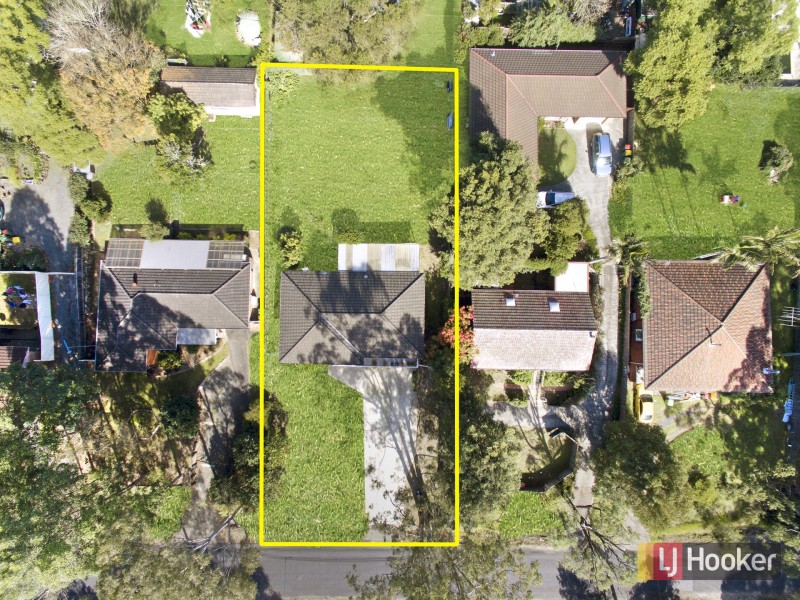 6 Berrys Head Road, Wyoming NSW 2250