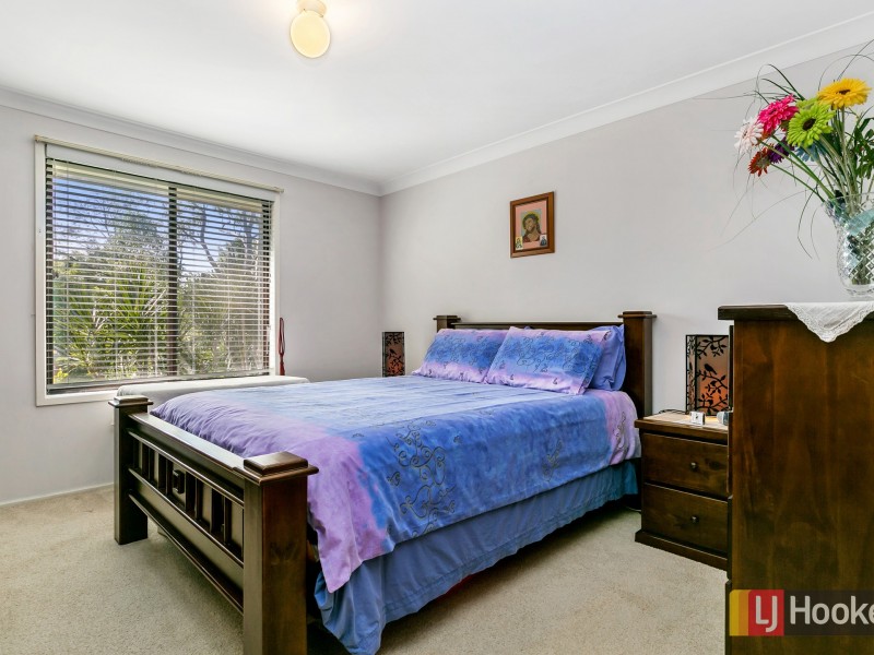 6 Berrys Head Road, Wyoming NSW 2250