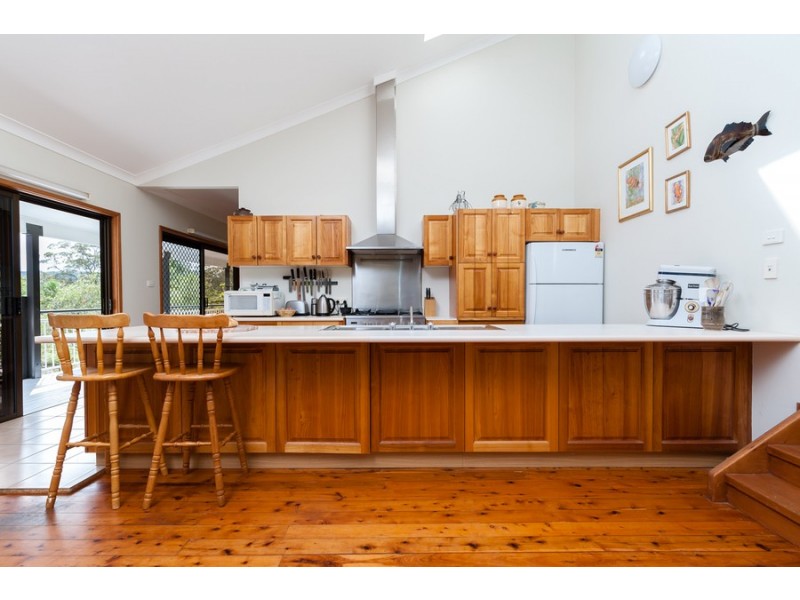 81 The Ridgeway, Lisarow NSW 2250