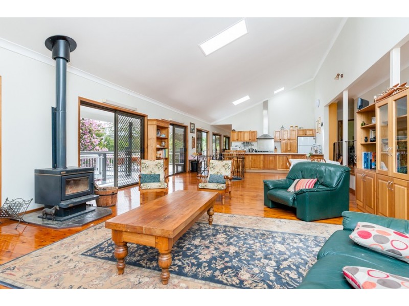 81 The Ridgeway, Lisarow NSW 2250