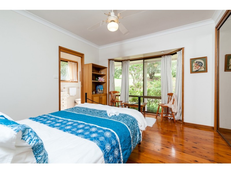 81 The Ridgeway, Lisarow NSW 2250