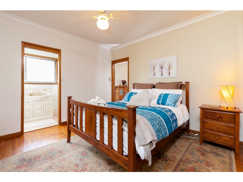 81 The Ridgeway, Lisarow NSW 2250