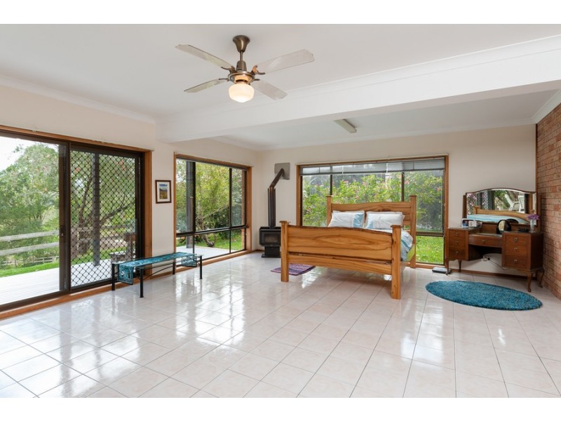 81 The Ridgeway, Lisarow NSW 2250