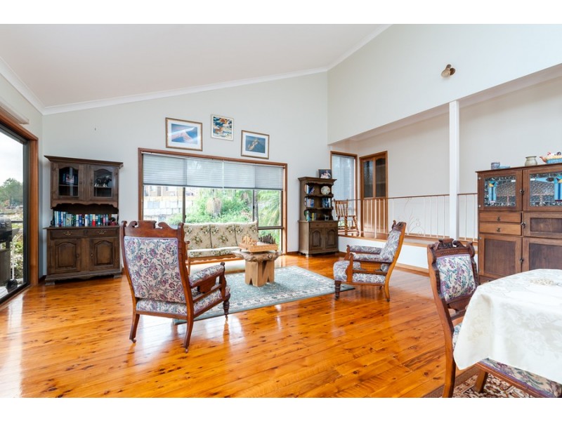 81 The Ridgeway, Lisarow NSW 2250