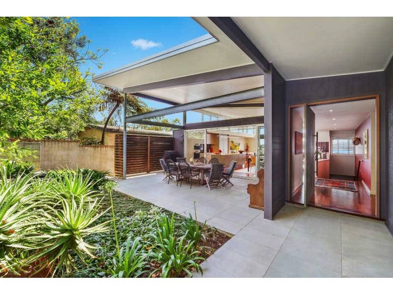 35 Albany Street, Point Frederick NSW 2250