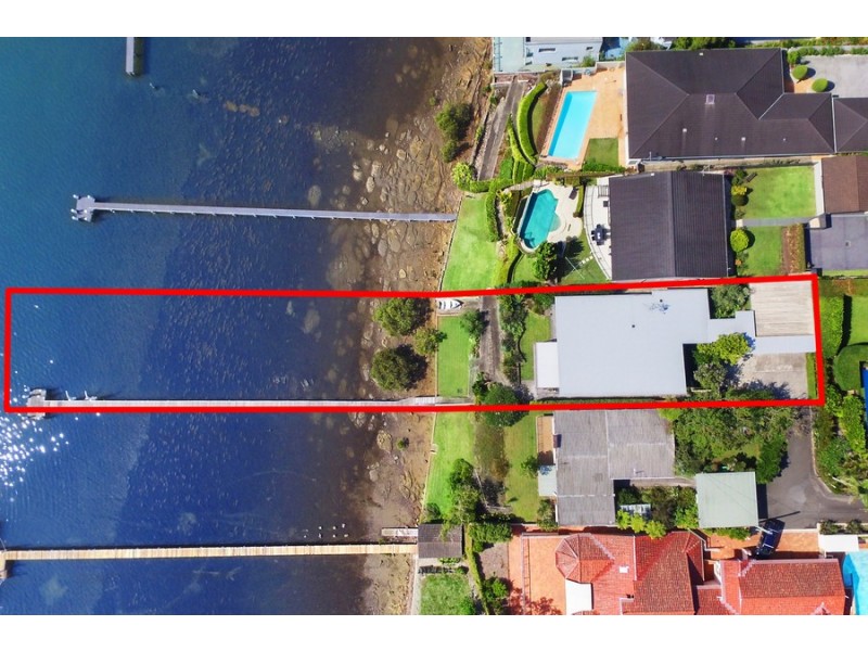 35 Albany Street, Point Frederick NSW 2250