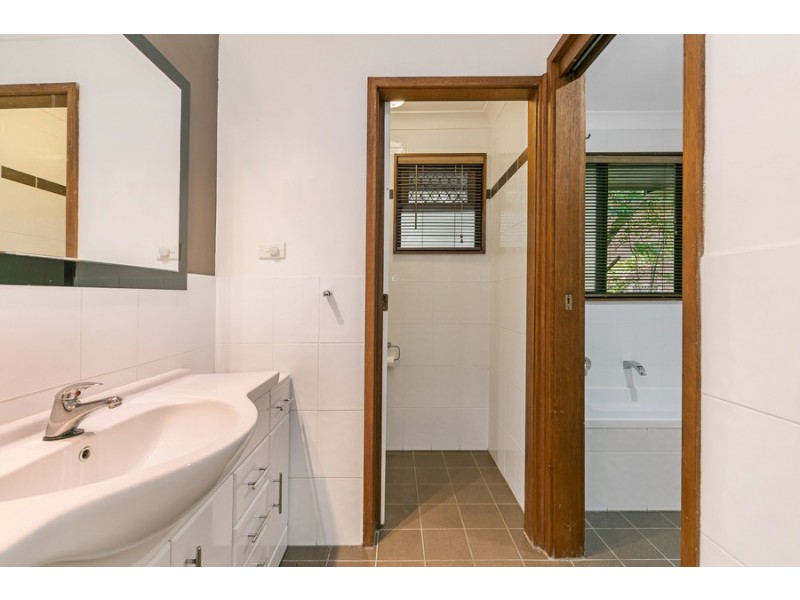 4 Ethel Close, Narara NSW 2250
