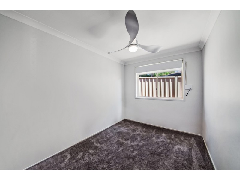 2/15 Sandpiper Place, Green Point NSW 2251