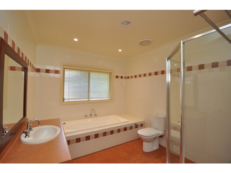 14 Ashburn Close, Lisarow NSW 2250