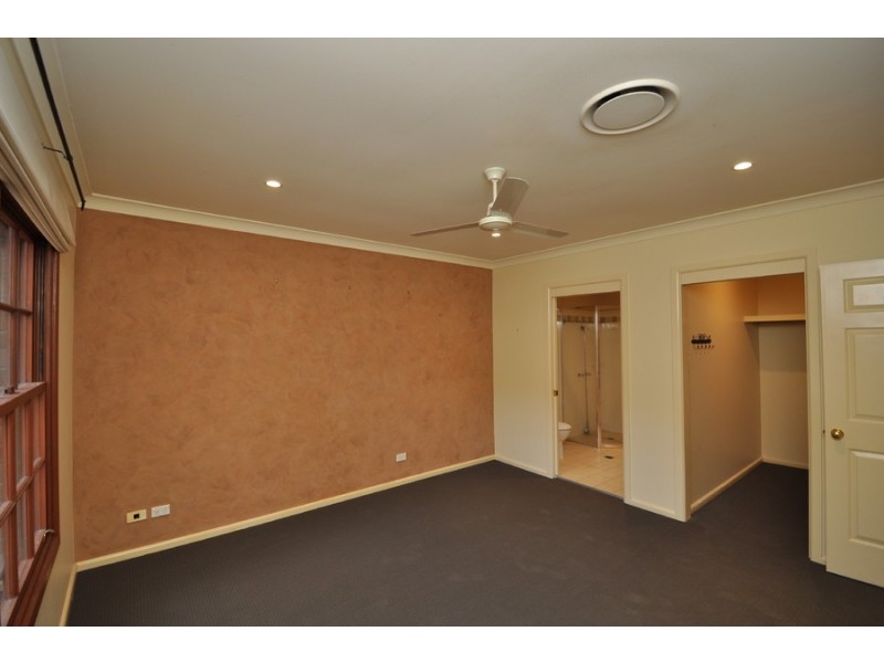 14 Ashburn Close, Lisarow NSW 2250