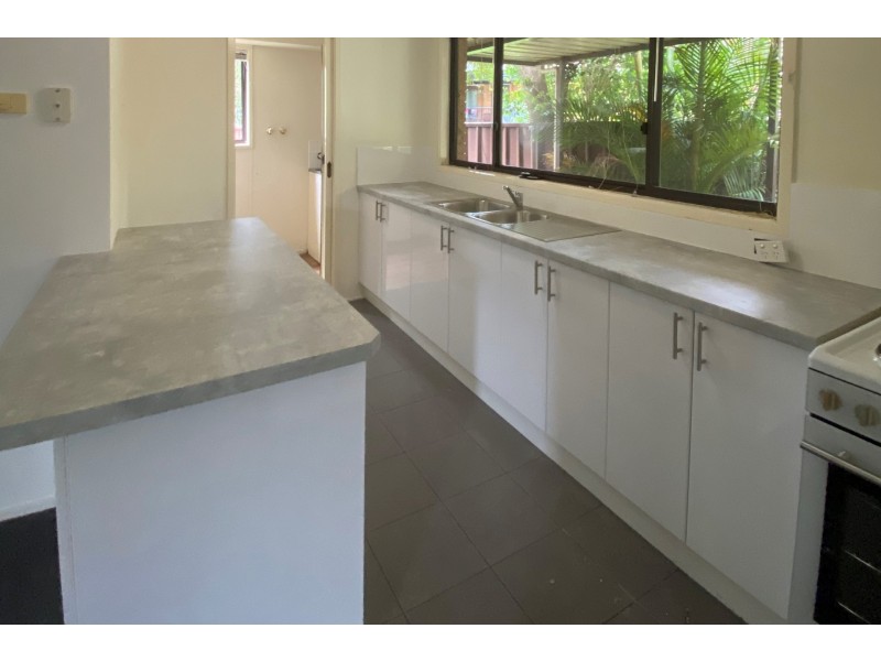 11 Bottlebrush Close, Wyoming NSW 2250