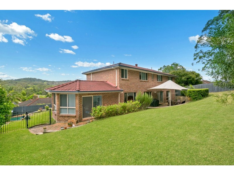 12 Woodbine Close, Lisarow NSW 2250