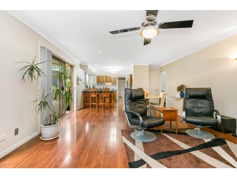 12 Woodbine Close, Lisarow NSW 2250