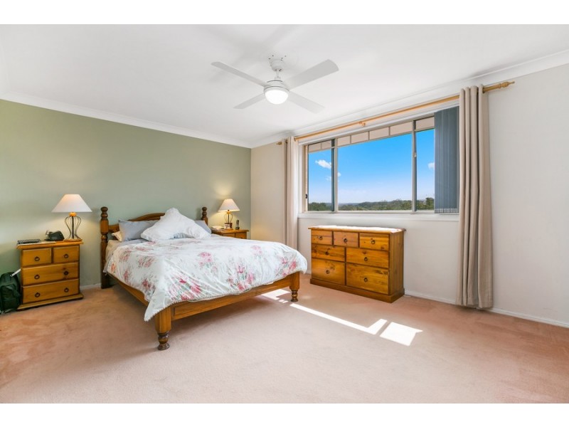 12 Woodbine Close, Lisarow NSW 2250