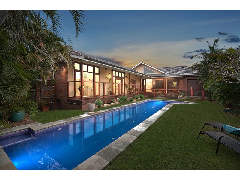 181 Albany Street, Point Frederick NSW 2250