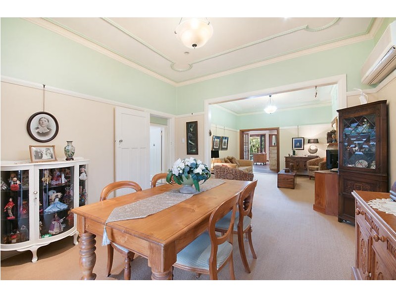 181 Albany Street, Point Frederick NSW 2250