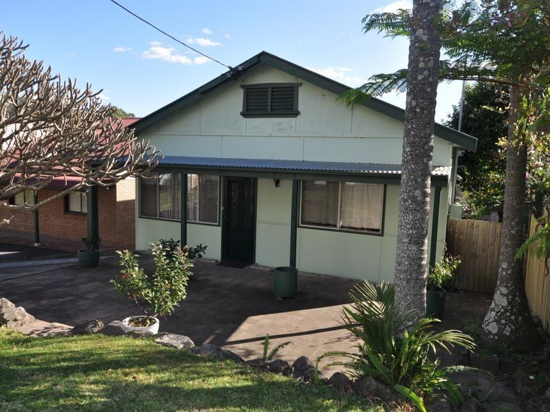 52 Hills Street, North Gosford NSW 2250