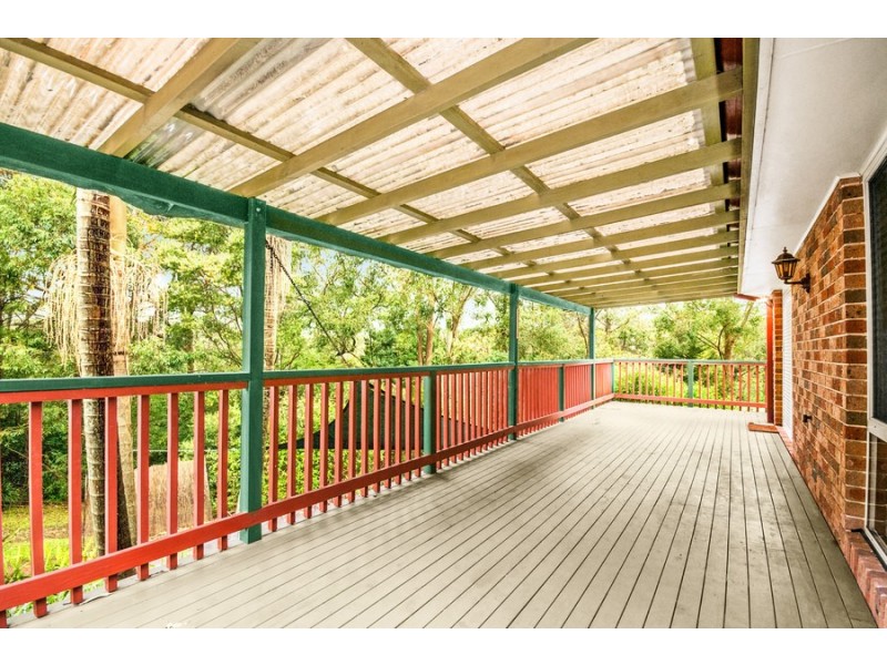 42 Barkala Street, Lisarow NSW 2250