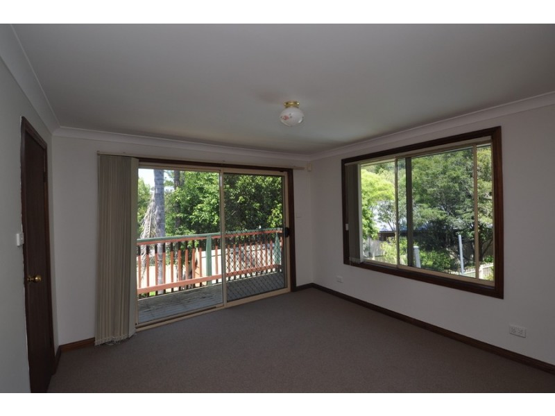 42 Barkala Street, Lisarow NSW 2250