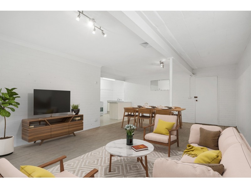 16B Small Street, Wyoming NSW 2250