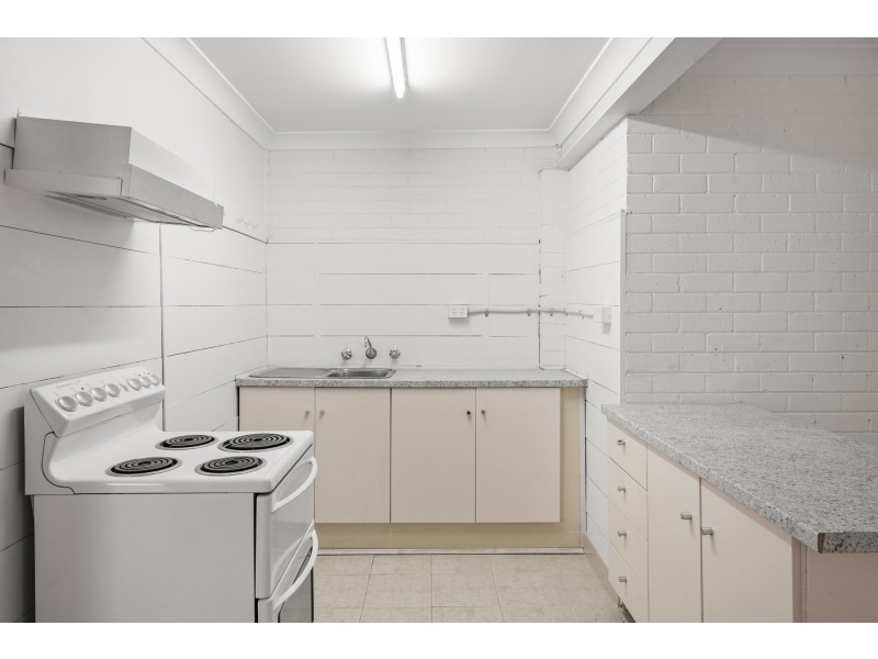 16B Small Street, Wyoming NSW 2250