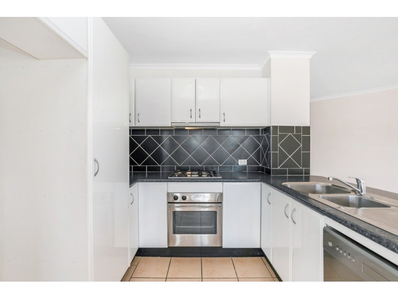 15/12-14 Hills Street, Gosford NSW 2250