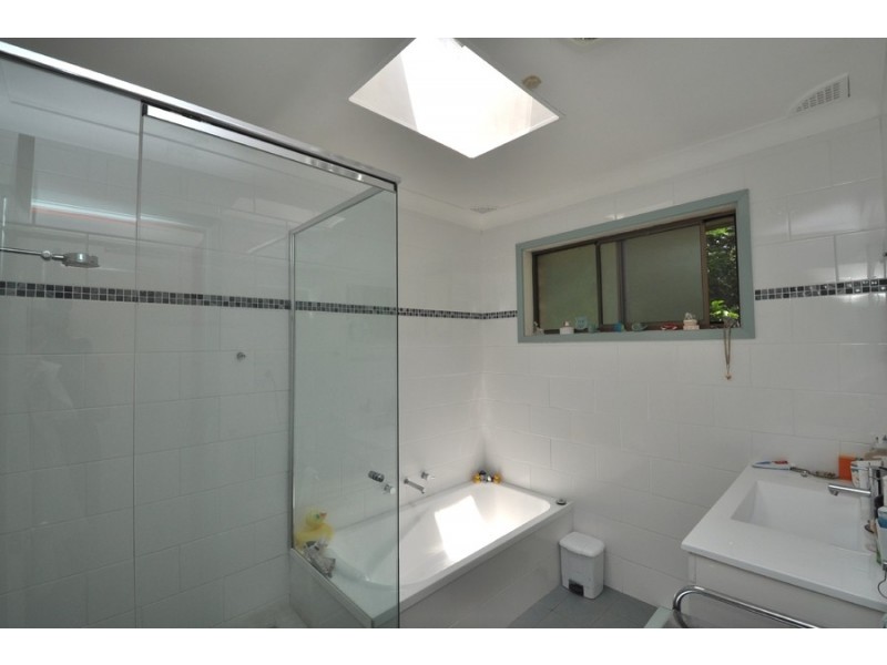 52 Mangrove Road, Narara NSW 2250