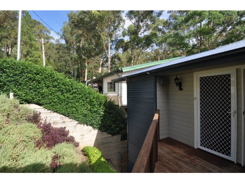 16A Oakglen Road, North Gosford NSW 2250