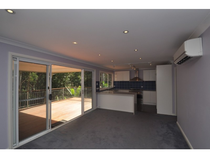 16A Oakglen Road, North Gosford NSW 2250