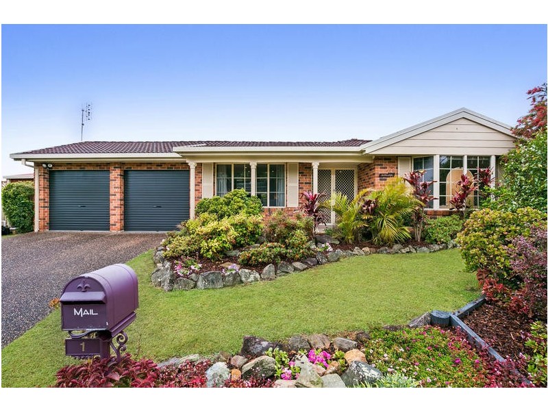 1 Woodley Close, Kariong NSW 2250