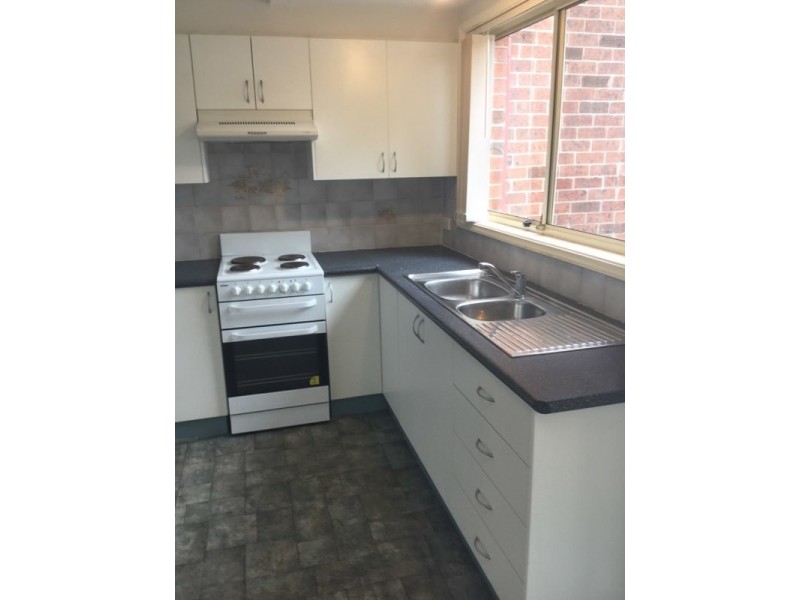 2/165 Gertrude Street, Gosford NSW 2250