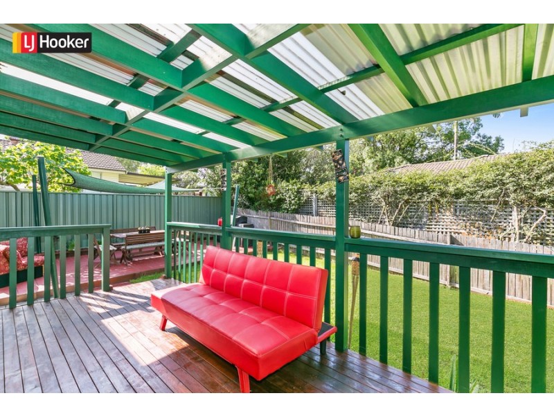 25 Glencoe Avenue, Wyoming NSW 2250