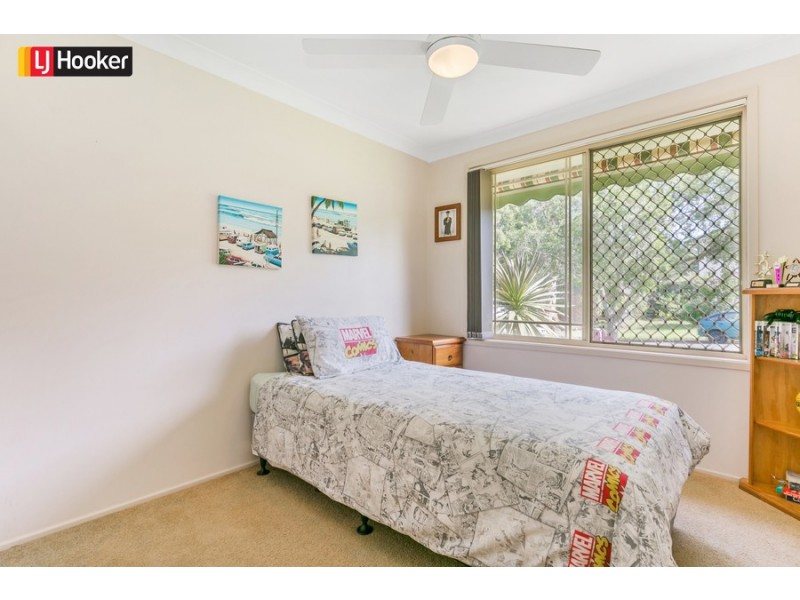 25 Glencoe Avenue, Wyoming NSW 2250