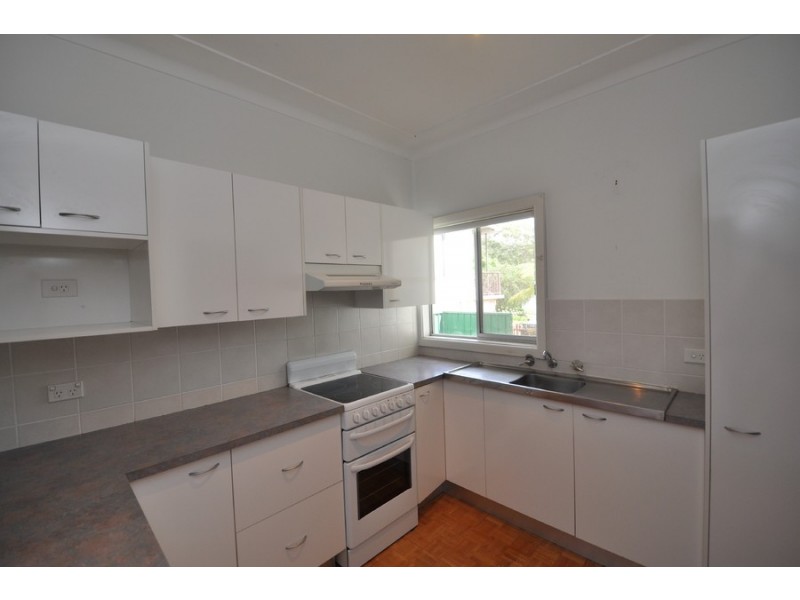 12 Dolly Avenue, Springfield NSW 2250