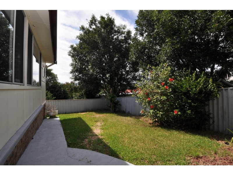 12 Dolly Avenue, Springfield NSW 2250