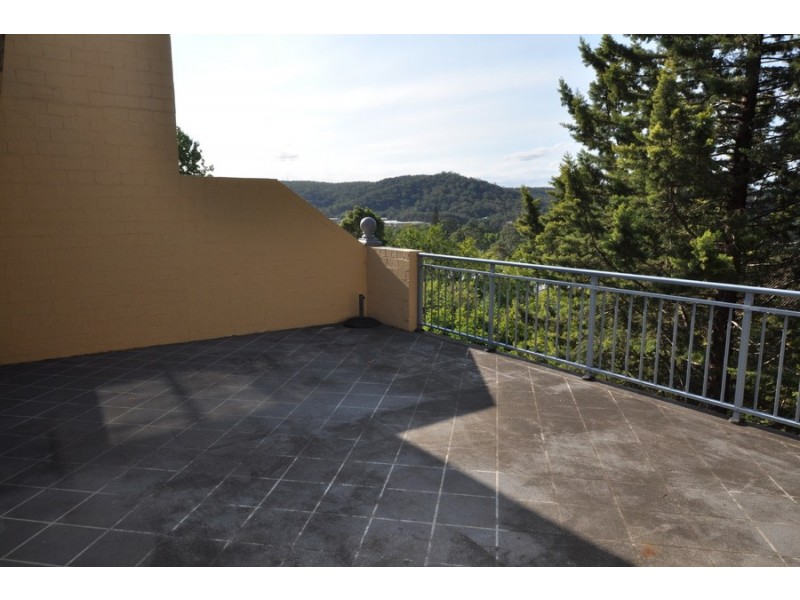 6/85 Faunce Street, Gosford NSW 2250