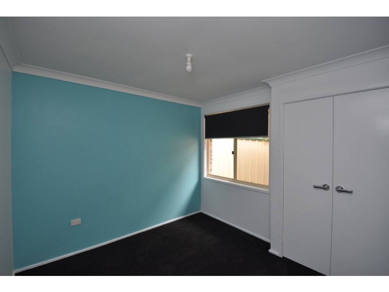 5 Blue Crane Close, Narara NSW 2250