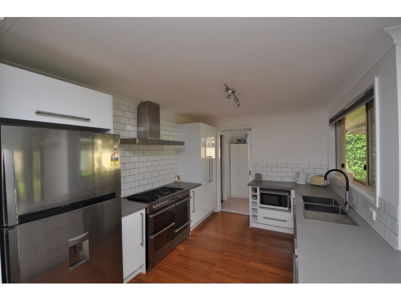 5 Blue Crane Close, Narara NSW 2250