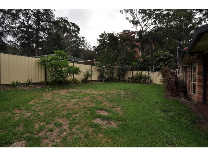 5 Blue Crane Close, Narara NSW 2250