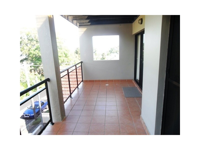 10/61 Donnison Street, Gosford NSW 2250