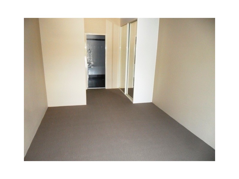 10/61 Donnison Street, Gosford NSW 2250