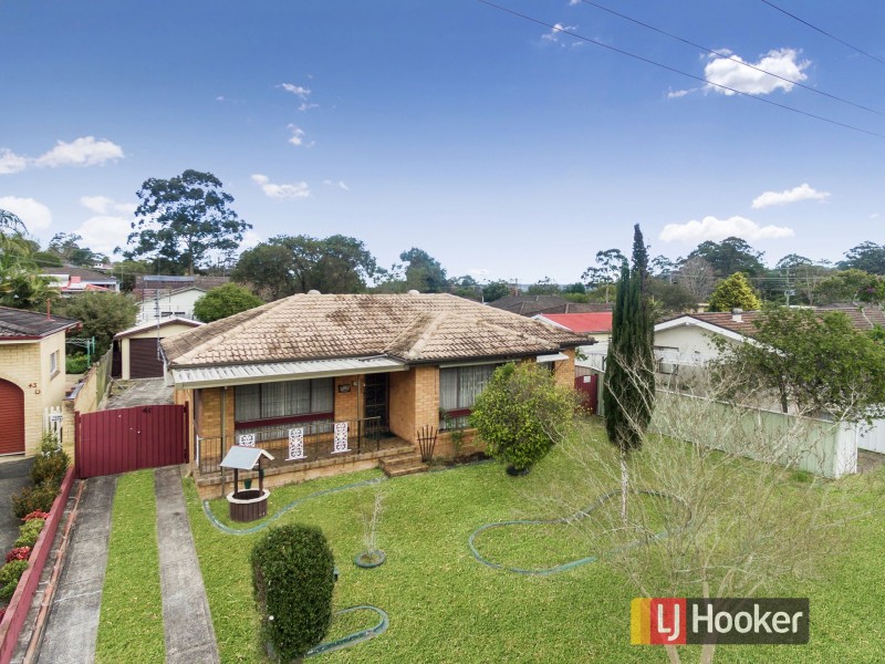 45 Joyce Avenue, Wyoming NSW 2250