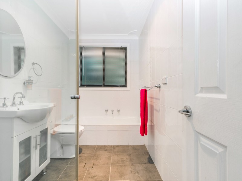 12 Liana Close, Narara NSW 2250