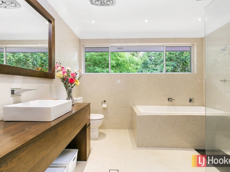 22 Nalkari Avenue, Wyoming NSW 2250